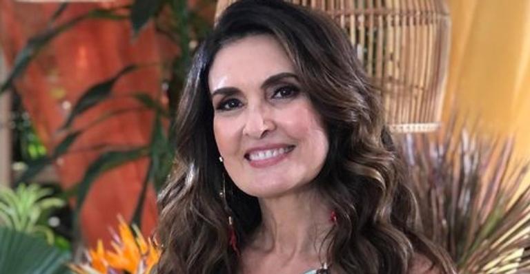 Fátima Bernardes celebra Dia do Repórter e exalta a imprensa: ”Homenagem a todos que resistem”