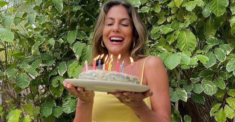 Mari Gonzalez completa 27 anos e reflete sobre o novo ciclo: ”Que seja leve, doce e feliz”