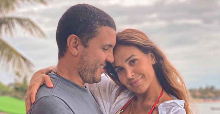 Robertha Portella anuncia gravidez do filho de Zico: ”Coração tomado”