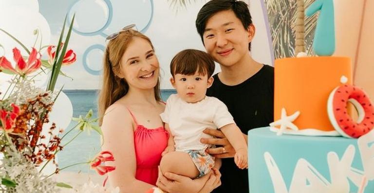 Sammy e Pyong Lee fazem festa para comemorar primeiro ano do filho, Jake