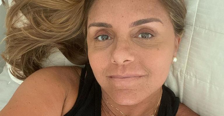 Ana Sang reúne a família após alta hospitalar e faz agradecimento especial