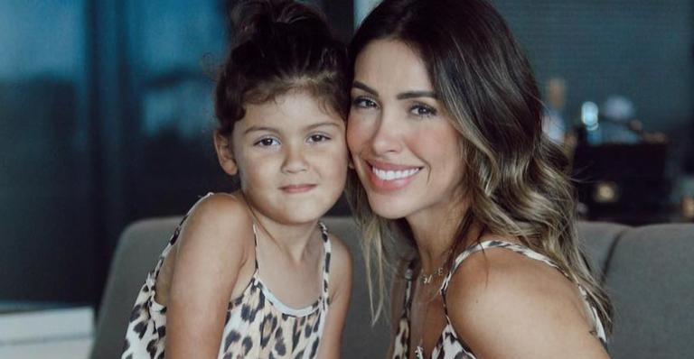Bella Falconi é fotografada pela filha mais velha, Vicky, e explode o fofurômetro