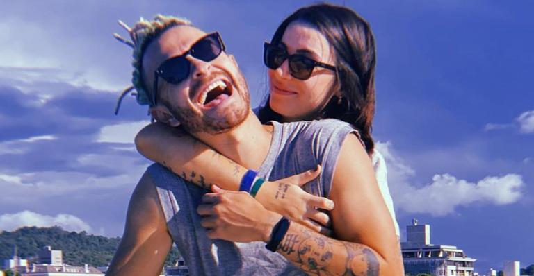 Bianca Andrade e Fred protagonizam cliques em barco e arrancam elogios dos fãs