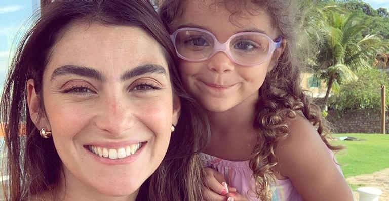 Mariana Uhlmann mostra festa de 4 anos da filha: ”Dia dela, minha Maria”