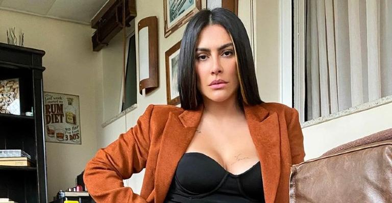 Cleo usa as redes sociais para mandar recado para os haters