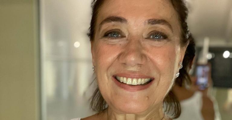 Lilia Cabral relembra clique antigo de ensaio fotográfico e recebe elogios de fãs: ”Sempre linda!”