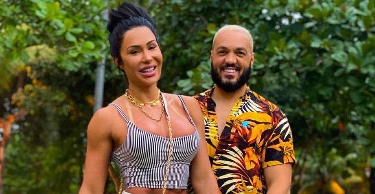 Após soltura de Belo, Gracyanne Barbosa publica vídeo treinando e dispara: ”Indignada ainda!”