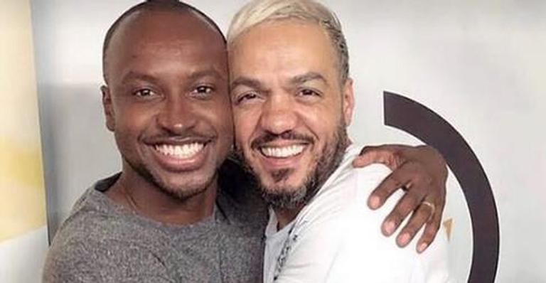Thiaguinho manda mensagem de apoio para Belo após prisão