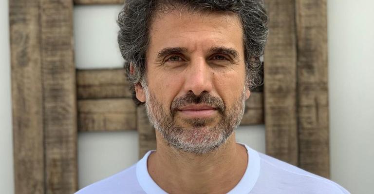 Eriberto Leão relembra gravações de Malhação Sonhos e faz alegria da web: ”Força e Honra”