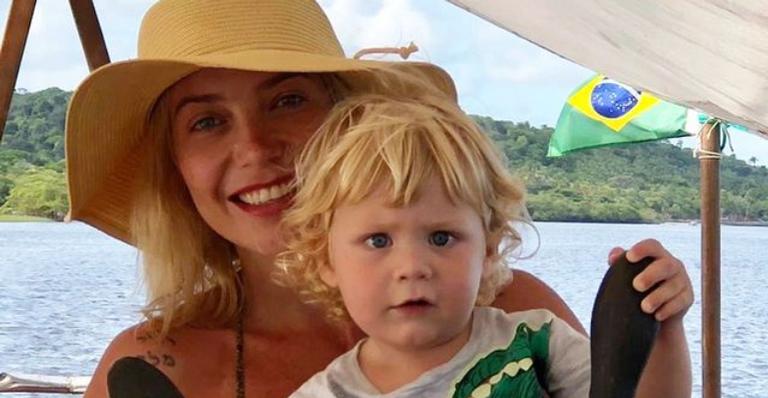 Luiza Possi compartilha clique do filho, Lucca, e derrete corações na web: ”Neném lindo”