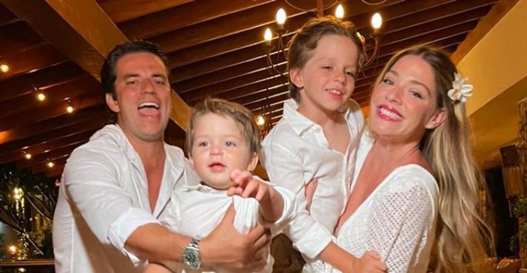 Luma Costa se derrete ao fotografar os filhos com looks iguais: ”Minha vida todinha”
