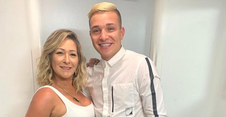 MC Gui comemora aniversário da mãe com bela declaração: ”Minha rainha”