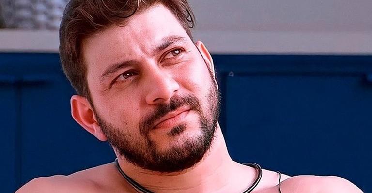 BBB21: Caio questiona Gilberto sobre brother: ”Ele falou que era mentira nossa?”