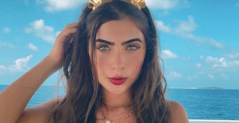 Nas Maldivas, Jade Picon ao posar de biquíni em cenário paradisíaco e arranca elogios: ”Perfeita!”