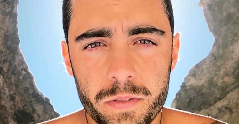 Pedro Sccoby surge relaxando em praia paradisíaca de Tulum e fãs elogiam: ”Vida boa”