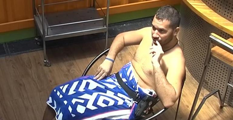 BBB21: Gilberto analisa jogo e opina sobre brother: ”Pessoa visada da semana”