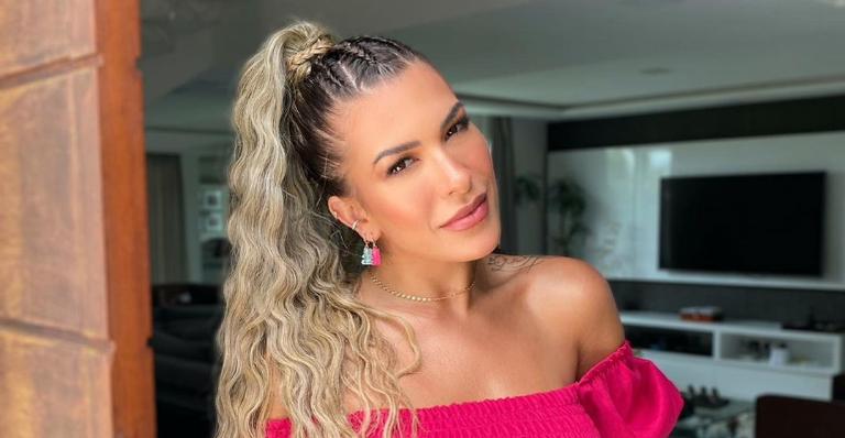 Lore Improta posta vídeo desfilando durante Carnaval de 2020: ”Só de lembrar, já me arrepio”