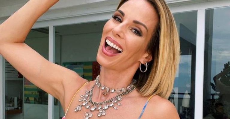Ana Furtado relembra visuais antigos e declara: ”Saudade de uma transformação”