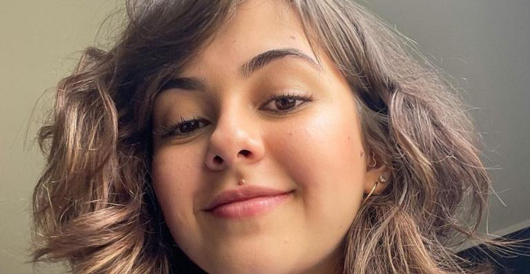 Klara Castanho surge ensaiando para nova série da Netflix: ”Já já começa”