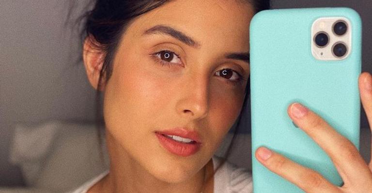 Letícia Almeida relembra viagem para Grécia e dispara: ”Queria estar aí um pouquinho”