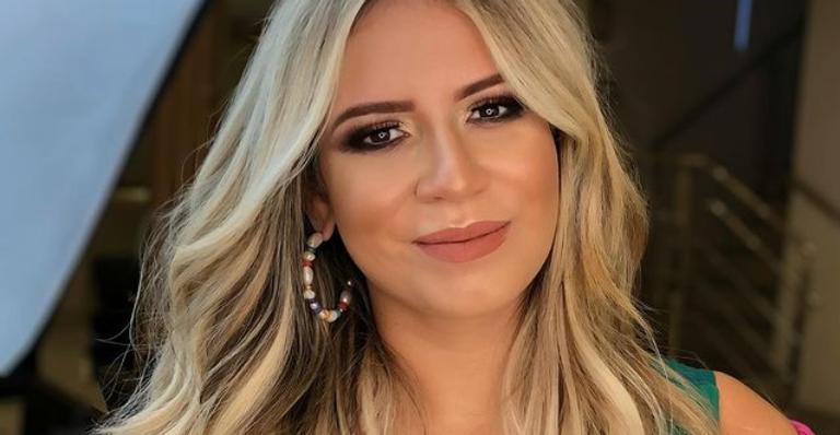 Marília Mendonça perde a paciência com fã após pergunta sobre cirurgia