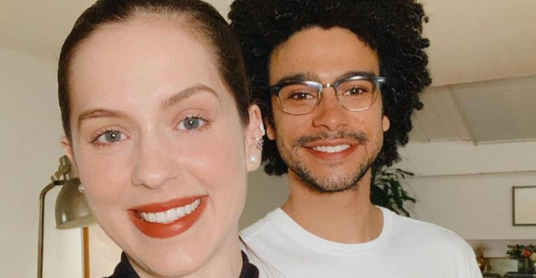 Sophia Abrahão posta clique romântico ao lado de Sérgio Malheiros e encanta fãs: ”Casal perfeito”