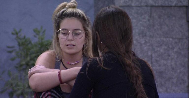 BBB21: Viih Tube e Thaís demonstram receio com Carla Diaz: ”Dúvida se ela é verdadeira!”