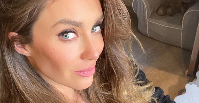 Anahí posta vídeo durante gravação em estúdio e leva fãs à loucura: ”Já quero!”