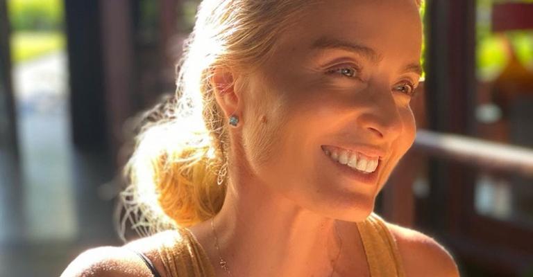 Angélica desabafa sobre vacinação do pai contra Covid-19: ”Tive vontade de aplaudir e gritar!”