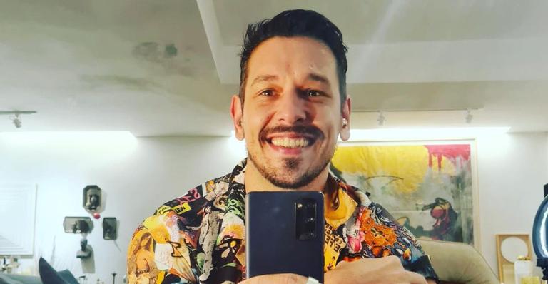João Vicente de Castro recebe elogios ao posar em cenário paradisíaco: ”Que lindeza”
