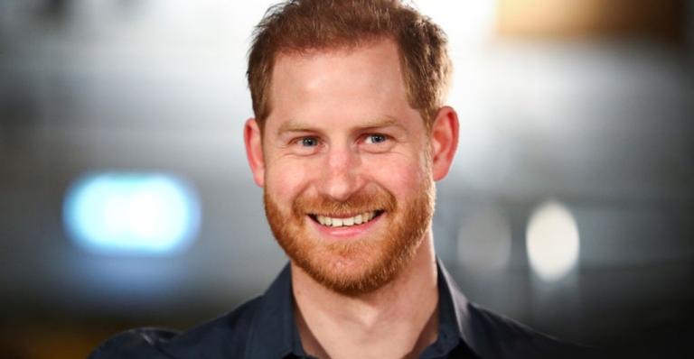 Príncipe Harry diz ter deixado o Reino Unido por ser um ambiente tóxico