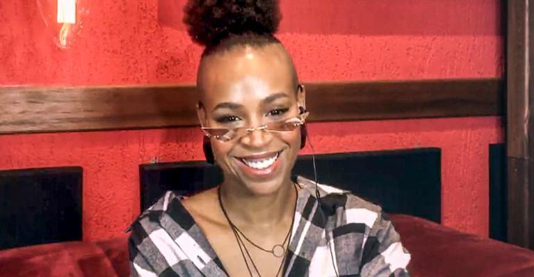 Fora do BBB21, Karol Conká desabafa no Faustão: ”Crise de choro em casa”