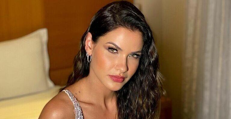 Andressa Suita comenta previsão de sensitiva sobre gravidez: ”Aqui não passa nada”