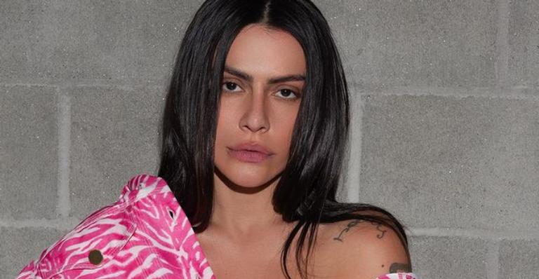 Cleo Pires esbanja estilo ao posar para novo registro arrasador