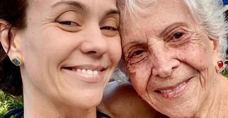 Aos 95 anos, avó de Flávia Monteiro é vacinada contra Covid-19: ”Finalmente”
