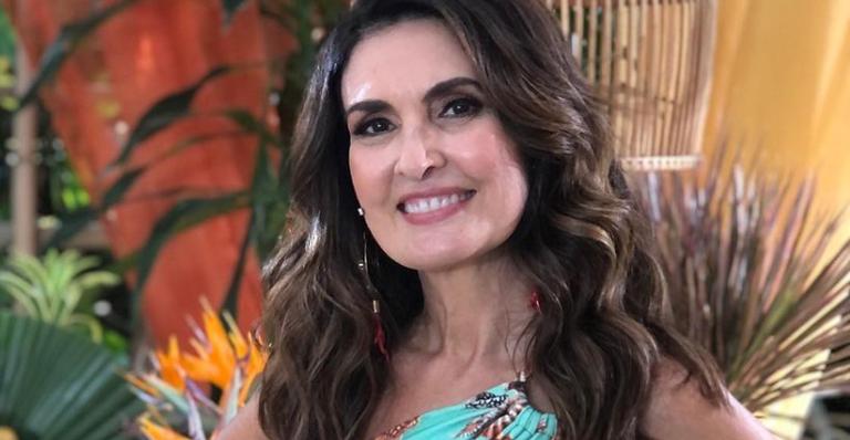 Fátima Bernardes exibe bastidores do Encontro e declara: ”Sempre bom ter a companhia de vocês”