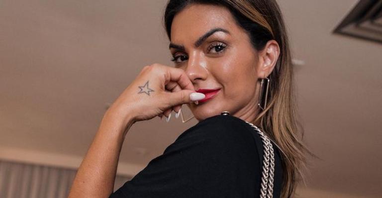 Kelly Key exibe boa forma em clique de biquíni e recebe chuva de elogios: ”Maravilhosa”