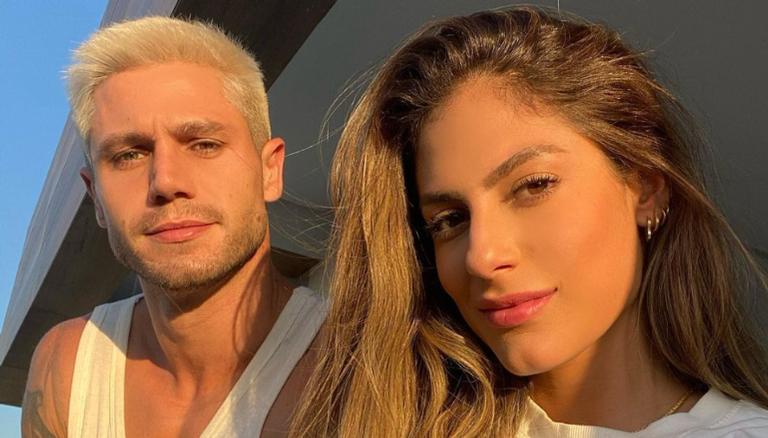 Mari Gonzalez e Jonas Sulzbach posam coladinhos em clima de romance