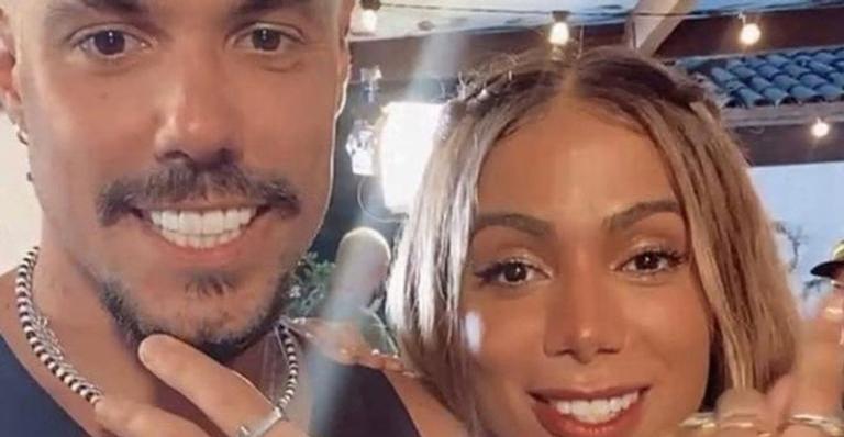 Tá rolando! Anitta e Lipe Ribeiro viajam para Punta Cana