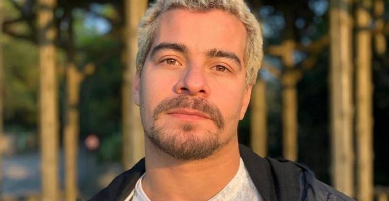 Thiago Martins comemora retorno de ‘Amor de Mãe’ com clique especial: ”Dia de matar a saudade”