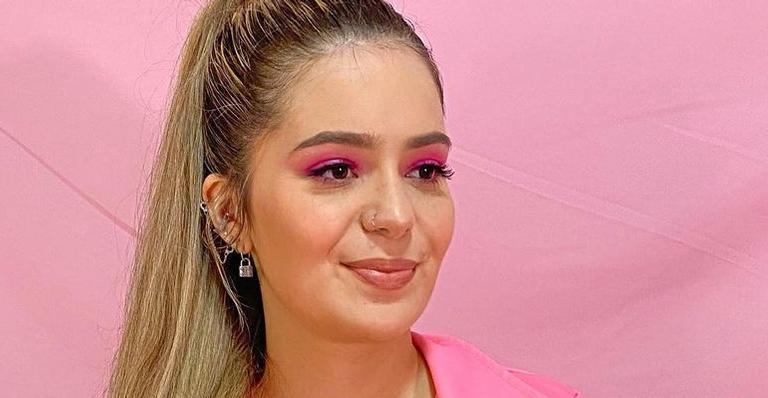 Viih Tube, do BBB 21, posa com biquíni fininho e exibe corpaço impecável: ”Perfeição!”