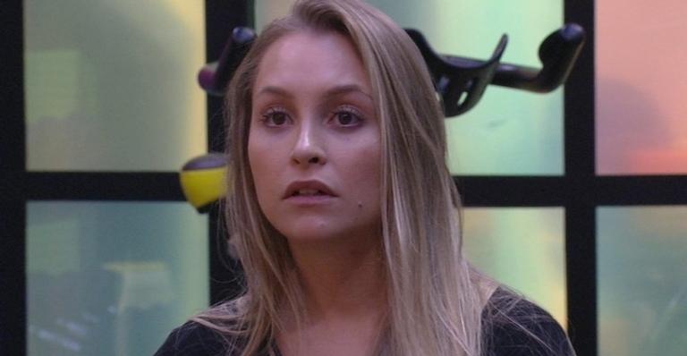 BBB21: Carla Diaz e Gilberto conversam após desentendimentos: ”Fiquei chateada”