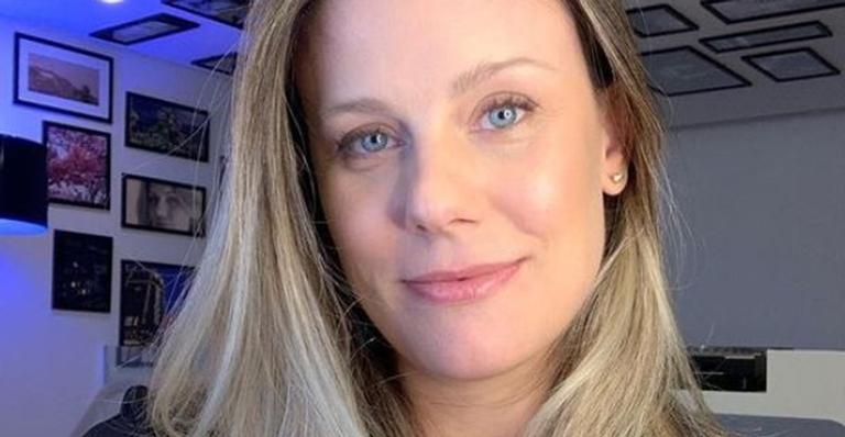 Daiana Garbin, esposa de Tiago Leifert, curte banho de sol e brinca: ”Esquentando o leite!”