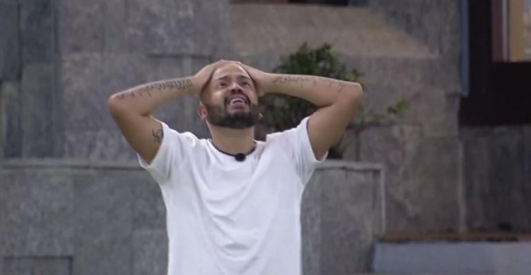 BBB21: Ao voltar do paredão, Projota respira aliviado: ”Tão bom não estar cancelado”
