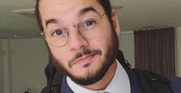 Túlio Gadêlha exibe clique raro da juventude e surpreende web: ”Pra quem nunca me viu sem barba”