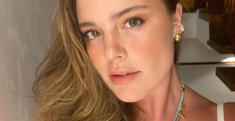 Alice Wegmann parabeniza mãe com mensagem emocionante: ”Te amo ao infinito e além”
