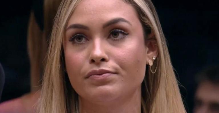 BBB21: Sarah perde mais de 100 mil seguidores após afirmar gostar de Jair Bolsonaro