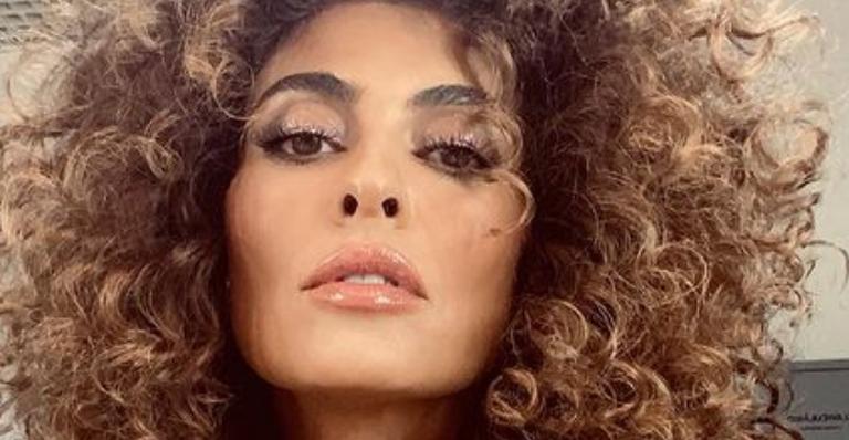 Juliana Paes para tudo ao posar para sequência deslumbrante de cliques: ”Pantera cor de rosa!”