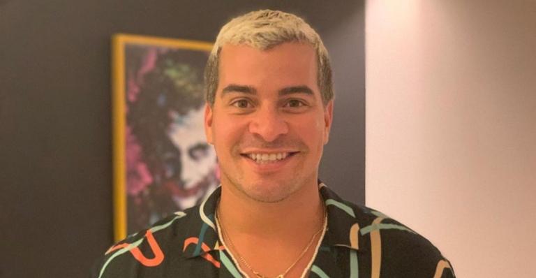 Thiago Martins posta série de vídeos no fundo do mar e dispara: ”Temos que cuidar”