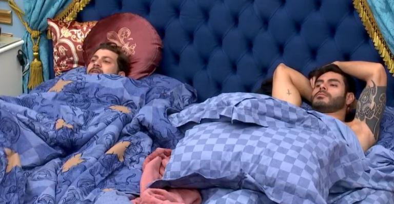 BBB21: Caio e Rodolffo especulam sobre Paredão: ”Se imunizar a Carla, aí o trem vai ficar roxo”